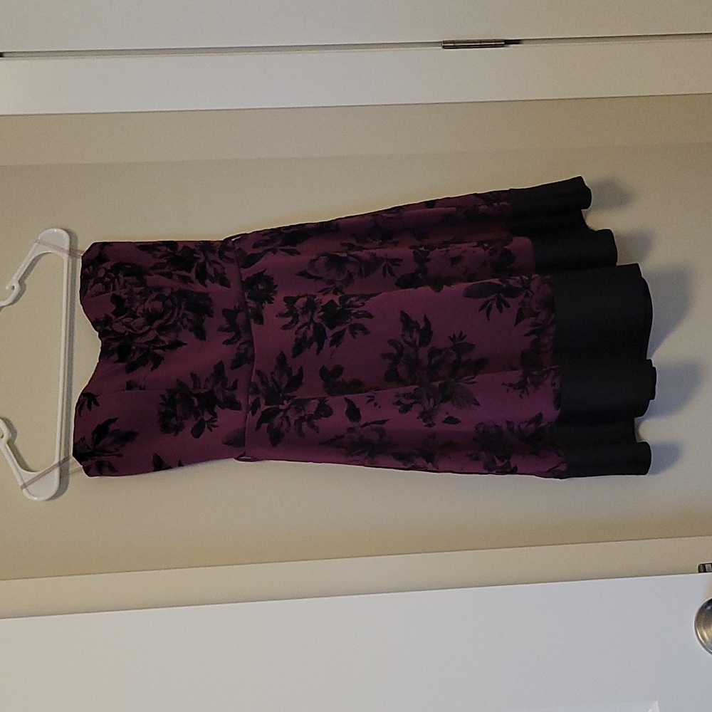 Sleeveless Purple Black Floral Dress